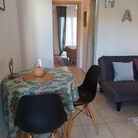 Comfy Cozy Iksia Apartment อิกเซีย ภายนอก รูปภาพ