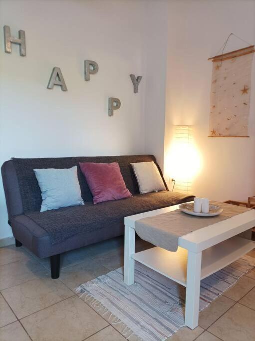 Comfy Cozy Iksia Apartment อิกเซีย ภายนอก รูปภาพ